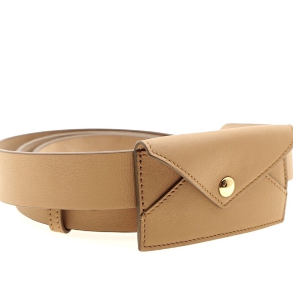 Burberry Adjustable Belt With Credit Card Envelope New - Picture 1 of 5
